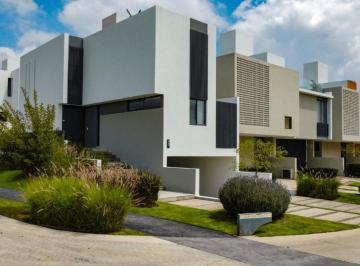 Casa de 3 habitaciones, Tlajomulco de Zúñiga · Paraje Las Grullas Renta - Venta