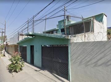 Casa de 3 habitaciones, Iztapalapa · Casa en Lomas Estrella Iztapalapa en Remate Bancario