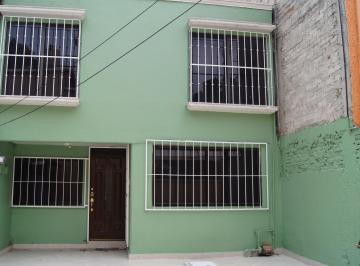 Casa de 3 habitaciones, Iztapalapa · Ubicadísima Casa en Conjunto Habitacional