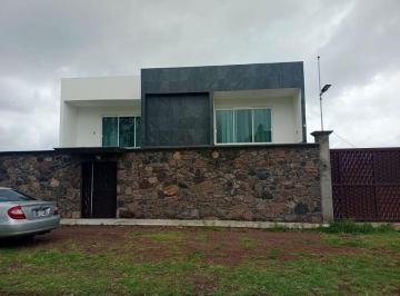Casa de 5 habitaciones, Buenavista · Casa en Venta en Epitacio Huerta Mich.