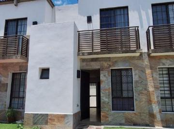 Casa de 3 habitaciones, León · Casa en Venta en León Guanajuato