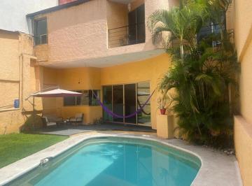 Casa · 273m² · 3 Recámaras · 1 Estacionamiento · Casa en Miraval