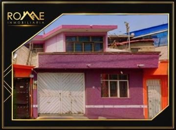 Casa de 4 habitaciones, Iztapalapa · Casa en Iztapalapa en Liquidacion Bancaria Cerca del Parque Quetzalcoaltl