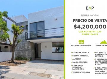 Casa de 3 habitaciones, León · Casa en Venta con 250 m² Construidos y 3 Recámaras en León