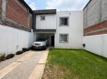 Casa de 3 habitaciones, Jiutepec · Casa en Renta en Otilio Montaño, Jiutepec, Morelos
