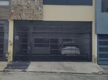 Casa de 3 habitaciones, Monterrey · Se Vende Casa en Cumbres Elite, Sector Haciendas, Monterrey, N. L.