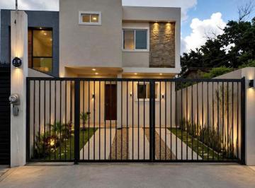 Casa · 140m² · 3 Recámaras · Casa en Miramar