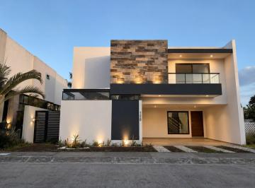 Casa · 170m² · 2 Recámaras · 2 Estacionamientos · Casa en Venta en Punta Tiburón Riviera Veracruzana Alvarado Veracruz