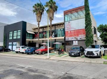Local comercial , Zapopan · Renta Local en Plaza Comercial en Esquina Fracc. Jardines de San Ignacio por Glorieta Chapalita