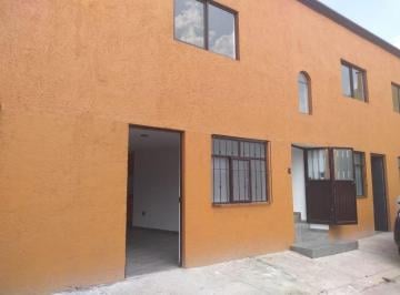 Casa de 2 habitaciones, Morelia · Casa en Centa en La Col. San Rafael