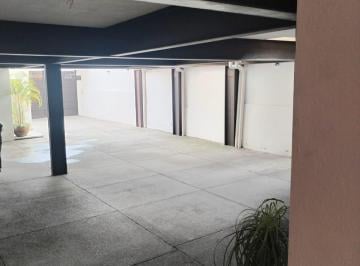 Departamento · 150m² · 3 Recámaras · 2 Estacionamientos · Renta de Departamento en Parres
