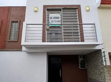 Casa · 118m² · 3 Recámaras · 1 Estacionamiento · Venta de Casa en Cuautlancingo Av Tlaxcala