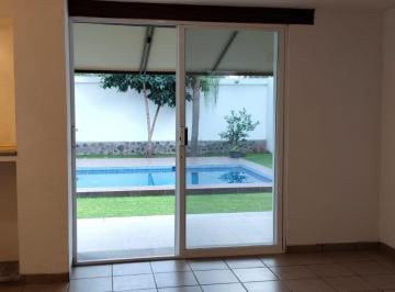 Casa · 500m² · 3 Recámaras · 4 Estacionamientos · Casa - Vista Hermosa