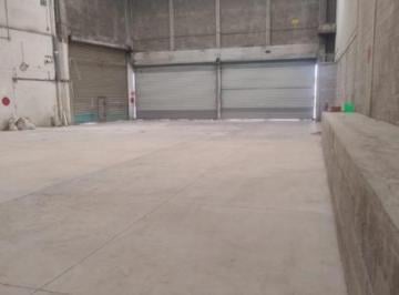 Local comercial · 400m² · Local en El Santuario