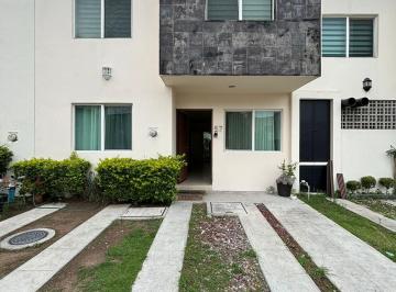 Casa en condominio de 3 habitaciones, Zapopan · Casa en Bugambilias