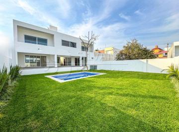 Casa de 5 habitaciones, Emiliano Zapata · Casa con Vista Espectacular en Burgos