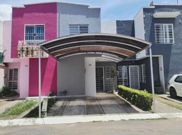 Casa 80m² Renta Fraccionamiento Parques de Tesistán · Casa en Renta en Parques de Tesistán
