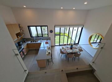Casa en condominio · 150m² · 3 Recámaras · 2 Estacionamientos · Casa en Condominio en Venta en Altos Juriquilla Queretaro
