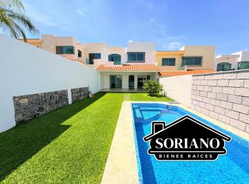 Casa de 4 habitaciones, Xochitepec · Casa Nueva de 4 Recámaras con Alberca en Xochitepec