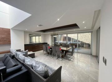 Casa de 3 habitaciones, Tijuana · Casa Nueva | 760 m² | 3 Recámaras | Sótano con Bar | 8 Estacionamientos