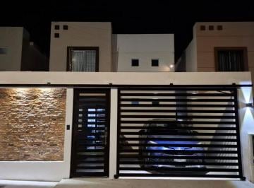Casa de 2 habitaciones, General Escobedo · Casa 2 Recámaras en Venta en General Escobedo