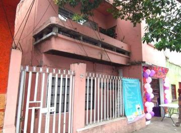 Casa de 7 habitaciones, Azcapotzalco · Casa en Venta en Cosmopolita