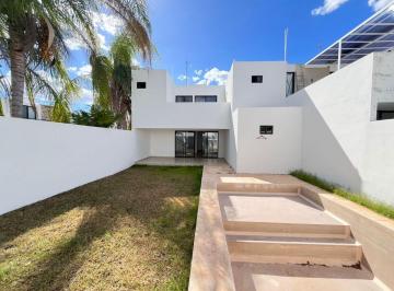 Casa de 3 habitaciones, Mérida · Casa en Renta en Santa Gertrudis Copó en Mérida, Yucatán