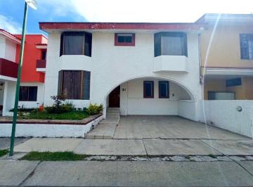 1010d0500dd36f8d061a29b9dd5d7e6bcf322720e280244e00faecbd3a5e61c4 · Casa en Venta en Virreyes en Zapopan