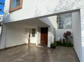 Casa de 3 habitaciones, León · Casa en Renta en Danubio Azul, Zona Antorcha