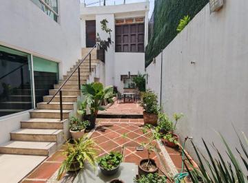 Casa de 3 habitaciones, Naucalpan de Juárez · Venta de Residencia de Alta Seguridad en Concreto Armado — a 8 Min. de Lomas Verdes
