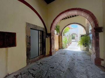 Casa de 3 habitaciones, San Miguel de Allende · Casa con Local Comercial y Terraza en El Centro de San Miguel