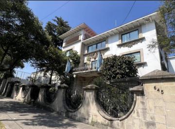 Casa uso de suelo · 1693m² · 31 Estacionamientos · Casa en Renta con Uso de Suelo
