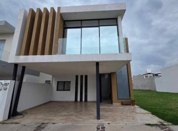 Casa · 273m² · 3 Recámaras · 1 Estacionamiento · Tabachines | Amplia y por Debajo de Avalúo | Casa en Venta | León, Guanajuato