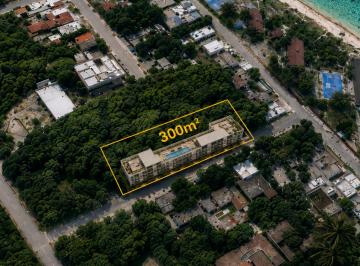 Terreno / Lote , Puerto Morelos · Terreno de 300 m² en Venta en Puerto Morelos | Uso de Suelo Mixto