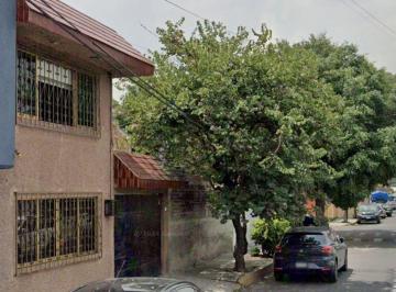Casa de 3 habitaciones, Iztapalapa · Casa en Venta en Iztapalapa, Cdmx: Clm