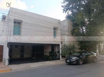 Departamento · 200m² · 2 Recámaras · 2 Estacionamientos · Departamento en Renta en San Pedro Garza García