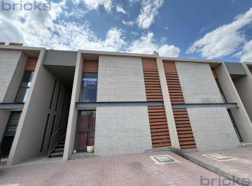 Departamento · 127m² · 3 Recámaras · 1 Estacionamiento · Departamento en Renta 3 Recamras, Roof Garden, Amenidades, Zire Querétaro.