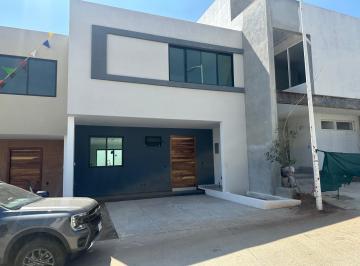 Casa · 172m² · 3 Recámaras · Casa en Fraccionamiento Senderos de Monte Verde
