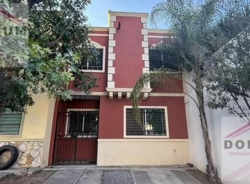 Casa · 3 Recámaras · 1 Estacionamiento · Casa en Renta, Real de Cumbres, Mty