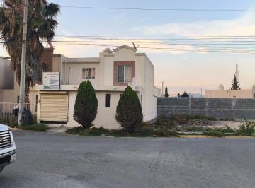 Local comercial de 4 habitaciones, Ramos Arizpe · Casa con Local Comercial en Renta – Solo Empresas