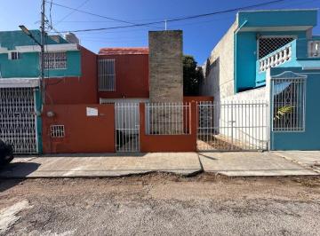 Casa de 3 habitaciones, Mérida · Casa en Renta Amueblada de 3 Rec en Pensiones Merida Yucatan