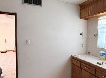 Casa de 5 habitaciones, Juárez · Hermosa Casa con Departamento Independiente en Venta en Colonia Monumental