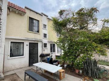 Casa · 60m² · 2 recámaras · 1 estacionamiento · Casa en Venta en Pueblo San Lorenzo de Atzqueltan