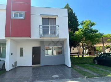 Casa · 128m² · 3 recámaras · 2 estacionamientos · Casa en Renta en Villas de Zapopan