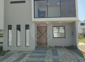 Casa · 160m² · 4 recámaras · 2 estacionamientos · Casa en Venta en Fraccionamiento Senderos de Monte Verde