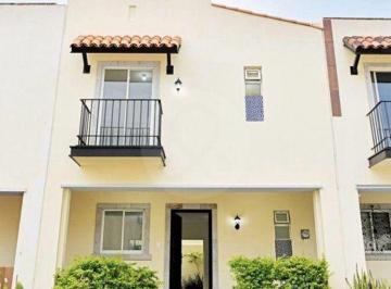 Casa en condominio · 122m² · 3 recámaras · 2 estacionamientos · Casa en Condominio en Venta en Alta California Residencial