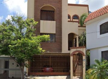 Casa de 5 habitaciones, Monterrey · Hermosa Casa Adjudicada, en El Pedregal de La Cascada, Monterrey, Cerca de Super Mercado.