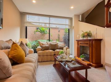 N/A · Casa en Venta en Esquina con Seguridad 24/7 | Real de Cafetales
