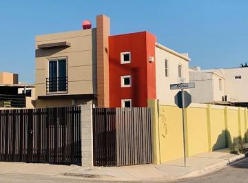 N/A · Casa en Renta Coral Maya Zona Dorada con Terreno Excedente