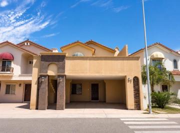 Casa de 3 habitaciones, Hermosillo · Casa en Venta en Real de Sevilla Al Poniente de Hermosillo, Sonora (Una Excelente Ubicación).